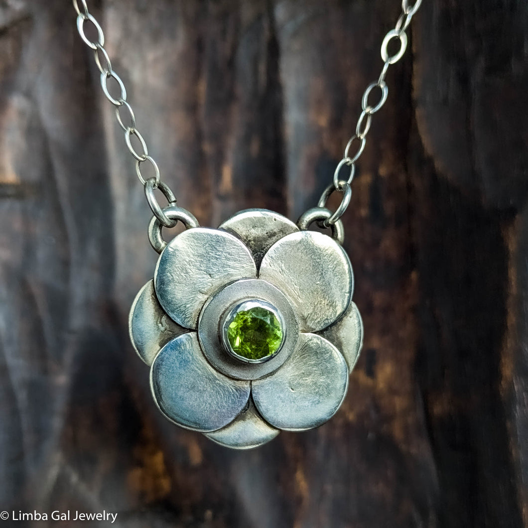 Peridot Bloom Necklace